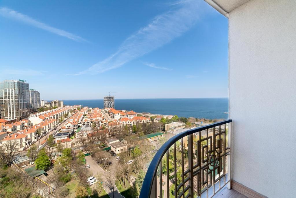 New Apartments In Arcadia,Sea View Odesa Exterior photo